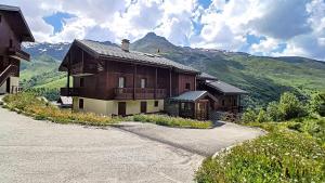 Résidence Les Cristaux - Appartement confortable & rénové · Proche des pistes · Balcon · Sauna · Hammam · WIFI MAE-0264