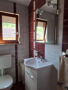 House Maslina 10 m from beach