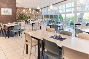 Sagittainclusive light