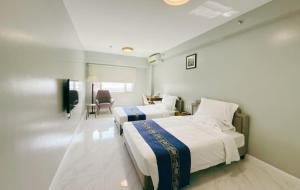 Extremeli Suites - Monarch