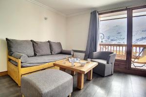 Résidence Les Cristaux - Appartement confortable et rénové · Proche des pistes · Balcon · Sauna · Hammam · WIFI MAE-0674