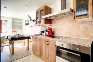 Résidence Les Lauzes - Appartement lumineux · Départ et retour ski aux pieds MAE-0964
