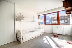 Résidence Les Lauzes - Appartement lumineux · Départ et retour ski aux pieds MAE-0964