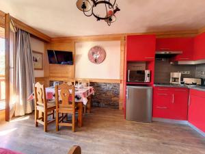 Résidence Valmonts A - Appartement confortable · Accès direct aux pistes de ski · Balcon MAE-1434