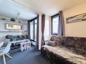 Résidence Genepi - Studio standard · Proche des pistes et des commerces · Balcon sud-est MAE-1814