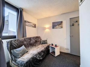 Résidence Genepi - Studio standard · Proche des pistes et des commerces · Balcon sud-est MAE-1814