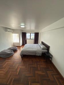 Thonglor 18 apartment monthly rental