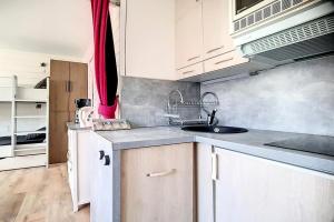 Résidence Les Lauzes - Appartement rénové · Départ et retour ski aux pieds · MAE-1444
