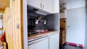 Résidence Les Charmettes - Studio lumineux avec coin montagne · Au pied des pistes · Balcon MAE-2834
