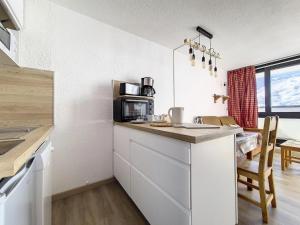 Résidence Cote Brune - Studio lumineux · Accès direct aux pistes · Balcon MAE-3114