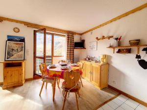 Résidence Sarvan - Studio fonctionnel · Au pieds des pistes · Balcon MAE-3204