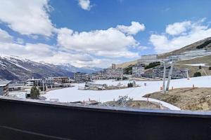 Résidence Dorons - Studio agréable · Centre station MAE-3404