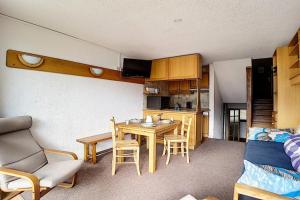 Résidence Evons - Appartement duplex confortable · Au pied des pistes · Balcon MAE-3474