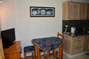 Résidence Le Carlton - 2 Pièces 4 couchages PORT LEUCATE. Réf: 2CAR_135A MAE-6964