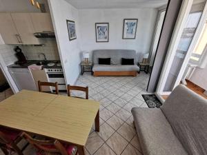 Résidence Terrasses De La Mediterranee 1 - 2 Pièces 5 couchages PORT LEUCATE MAE-5054