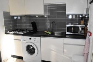 Résidence Equateur - APPT T2 CAB OU MEZZ 5 couchages PORT LEUCATE. Réf: 2MS3_32 MAE-7124