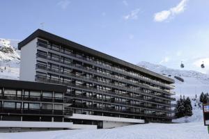 Résidence Aravis - Appartement spacieux · Départ et retour ski aux pieds · Balcon vue montagnes MAE-3704
