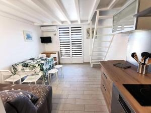 Résidence Grande Bleue - VILLA T1 CAB MEZZ 6 couchages PORT LEUCATE MAE-5274