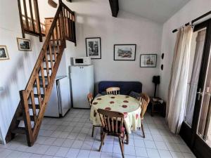 Résidence Les Captivantes - Villa trois pièces mezzanine face à la mer avec garage à Port Leucate. Réf: 1CAPT_H3 MAE-5964