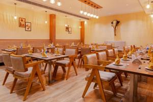 Hotel Sky International