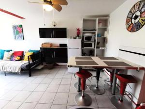 Résidence Copacabana - Coquet appartement deux pièces avec terrasse à Port Leucate. Réf: 1COP_101A MAE-6824