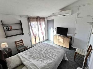 Résidence Les Zodiaques - Appartement 3 Pièces climatisé 4 couchages PORT LEUCATE. Réf: 1ZOD_K5 MAE-6681