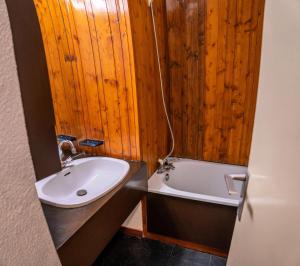 Résidence Le Belvedere - Studio cabine au coeur des Orres 1650 MAE-4524