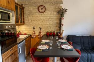 Résidence Les Ecrins - Adorable studio au coeur de la forêt des Orres MAE-6224