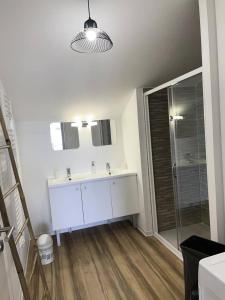 Résidence Les Embruns - Appartement neuf à proximité des commodités pour 6 personnes avec parking MAE-0961