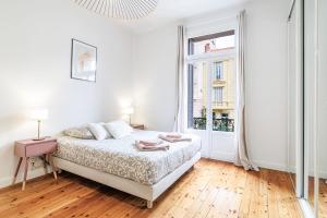 Elegant and Spacious 2 Bedroom in Menton Center