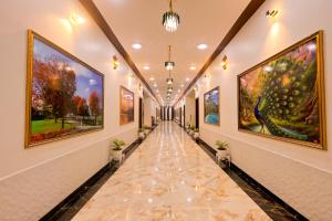 Crown pavilion resort