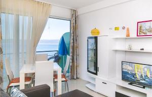 Beautiful Apartment In Brela With House Sea View