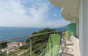 Beautiful Apartment In Brela With House Sea View