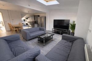 Modern Private Room | Central RG1 | Shared Home 4