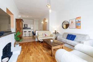 Elegant and Spacious 2 Bedroom in Menton Center