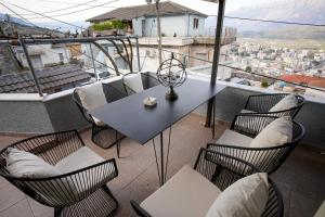 Old Bazaar Balcony Villa