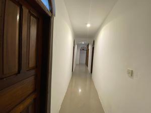 Hello Rafiki Hotel - Kelele Square