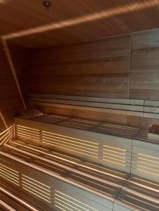 Hanza Tower PLATINIUM 23 POOL & SAUNA & JACUZZI & SPA