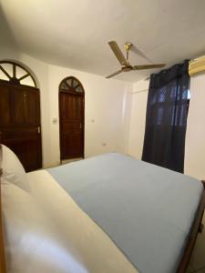 Hello Rafiki Hotel - Kelele Square