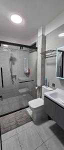 Brand New Westlands 2BR 2Ba walk to Sarit GTC