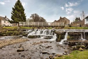 Finest Retreats - Bourne Edge