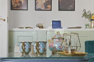 Luxury Kensington Apt - Walk to Harrods