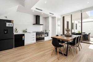 Casa Tranquilla - Short Walk to North Coogee Beach