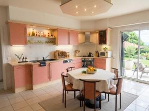 Villa de Prestige Vue Lac & Alpes 6 Chambres 20 min Genève