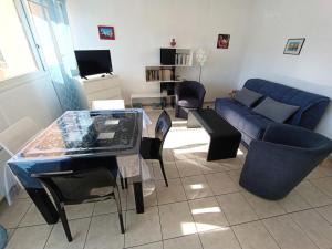 Résidence Saint Christophe - Logement traversant, agréable et lumineux à 2 pas de la cure ! MAE-7244