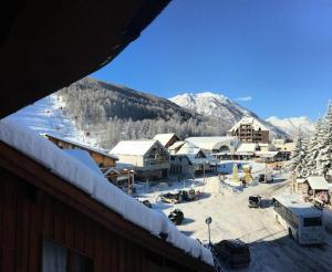 Résidence Serre Daigle - Studio avec coin montagne · Au pied des pistes · Casier à skis privé MAE-0594