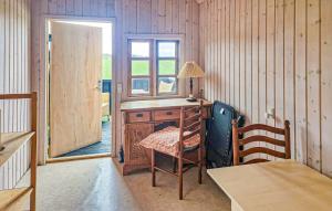 1 Bedroom Cozy Apartment In Hjørring