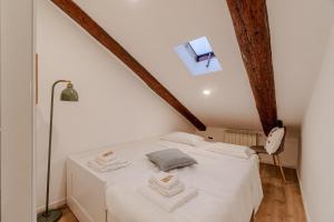 GuestHost - Quadrilatero Cozy Wooden Flat