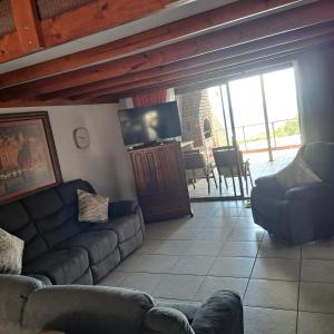 Hibberdene Beachfront Breathtaking Self-Catering