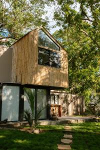 Unique Tiny House-Best Beach in El Zonte